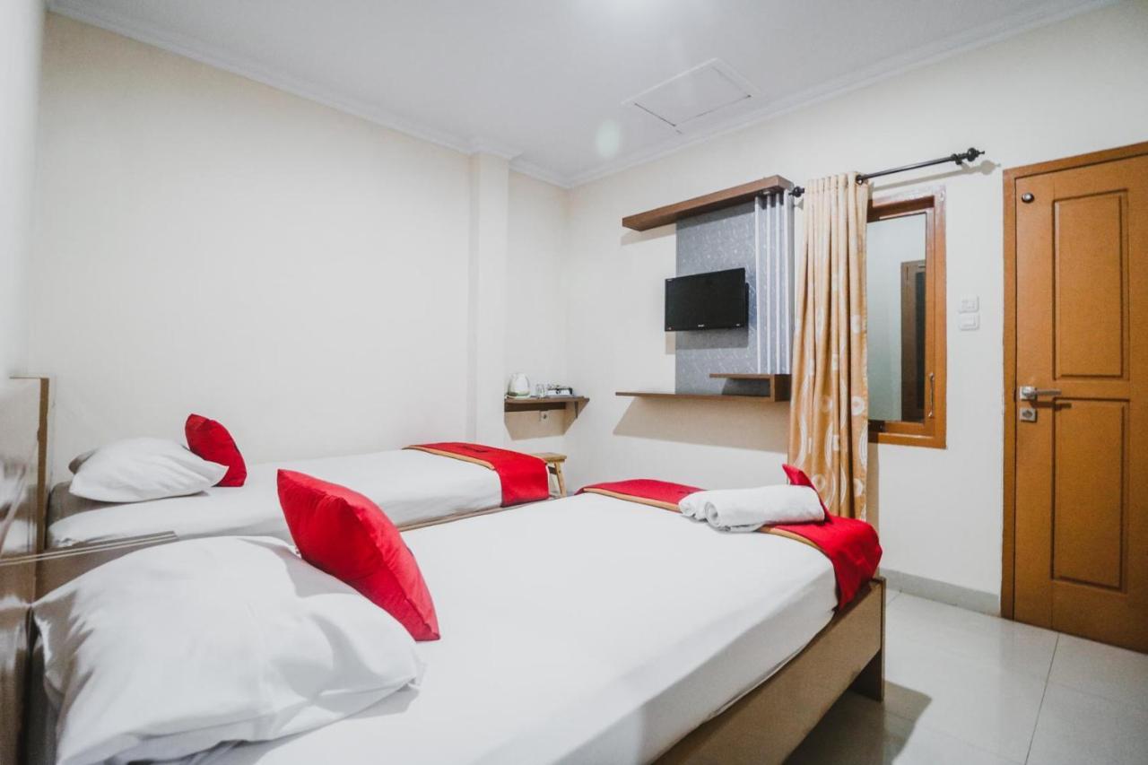 Reddoorz Plus Near Wtc Batanghari Mall Tanjungjohor Ngoại thất bức ảnh