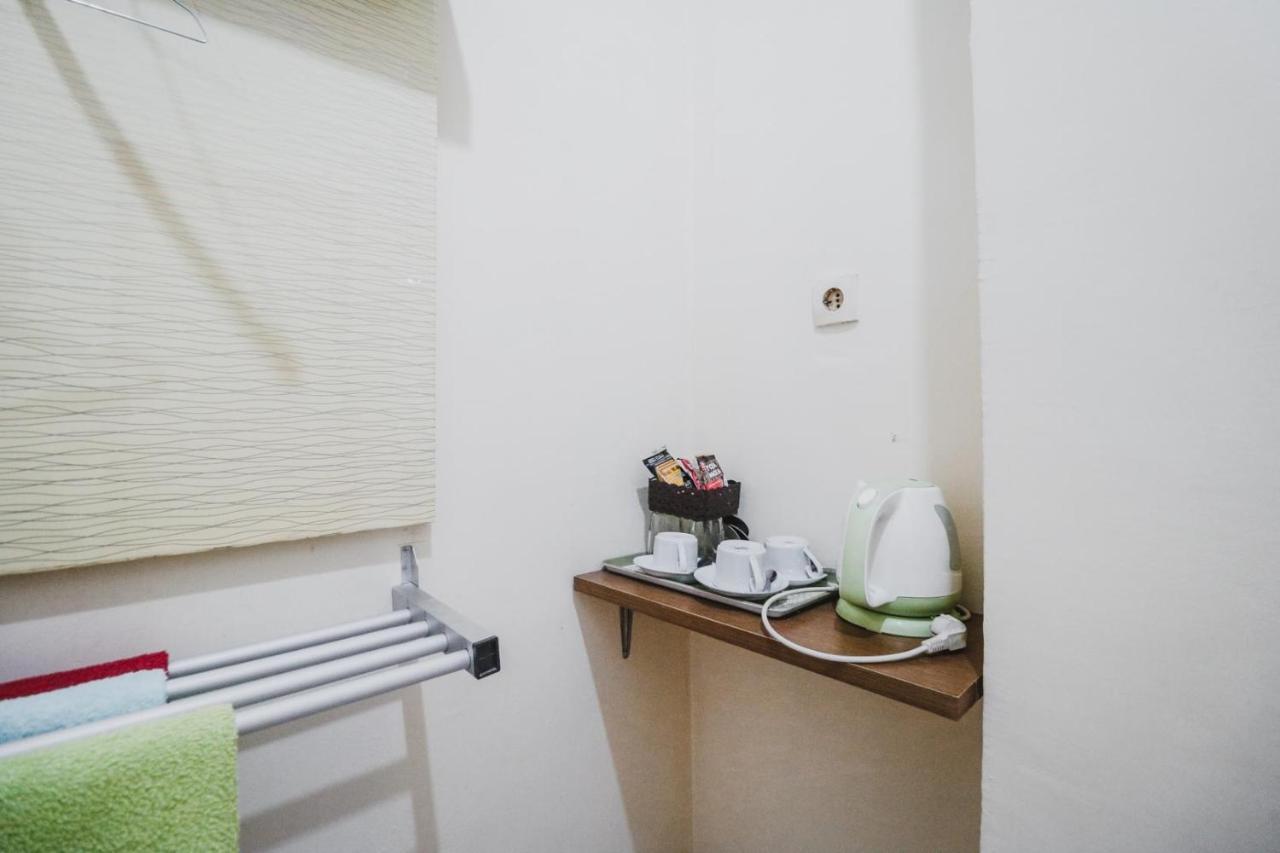 Reddoorz Plus Near Wtc Batanghari Mall Tanjungjohor Ngoại thất bức ảnh